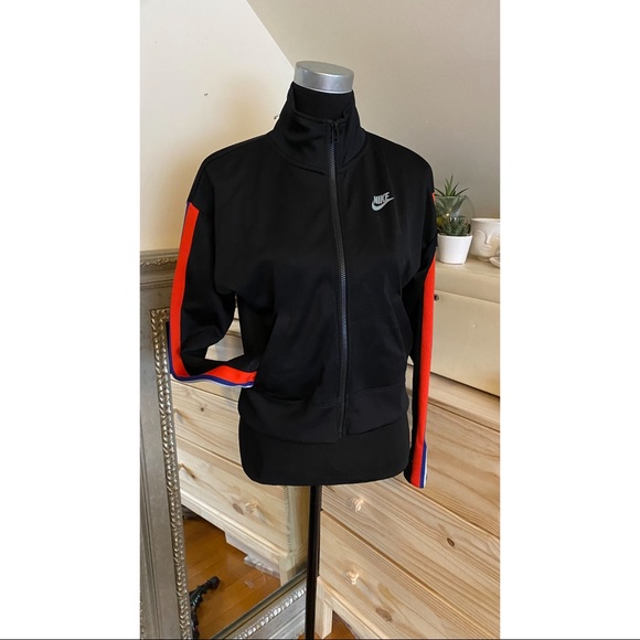 Nike running jacket no hood - Picture 2 of 2